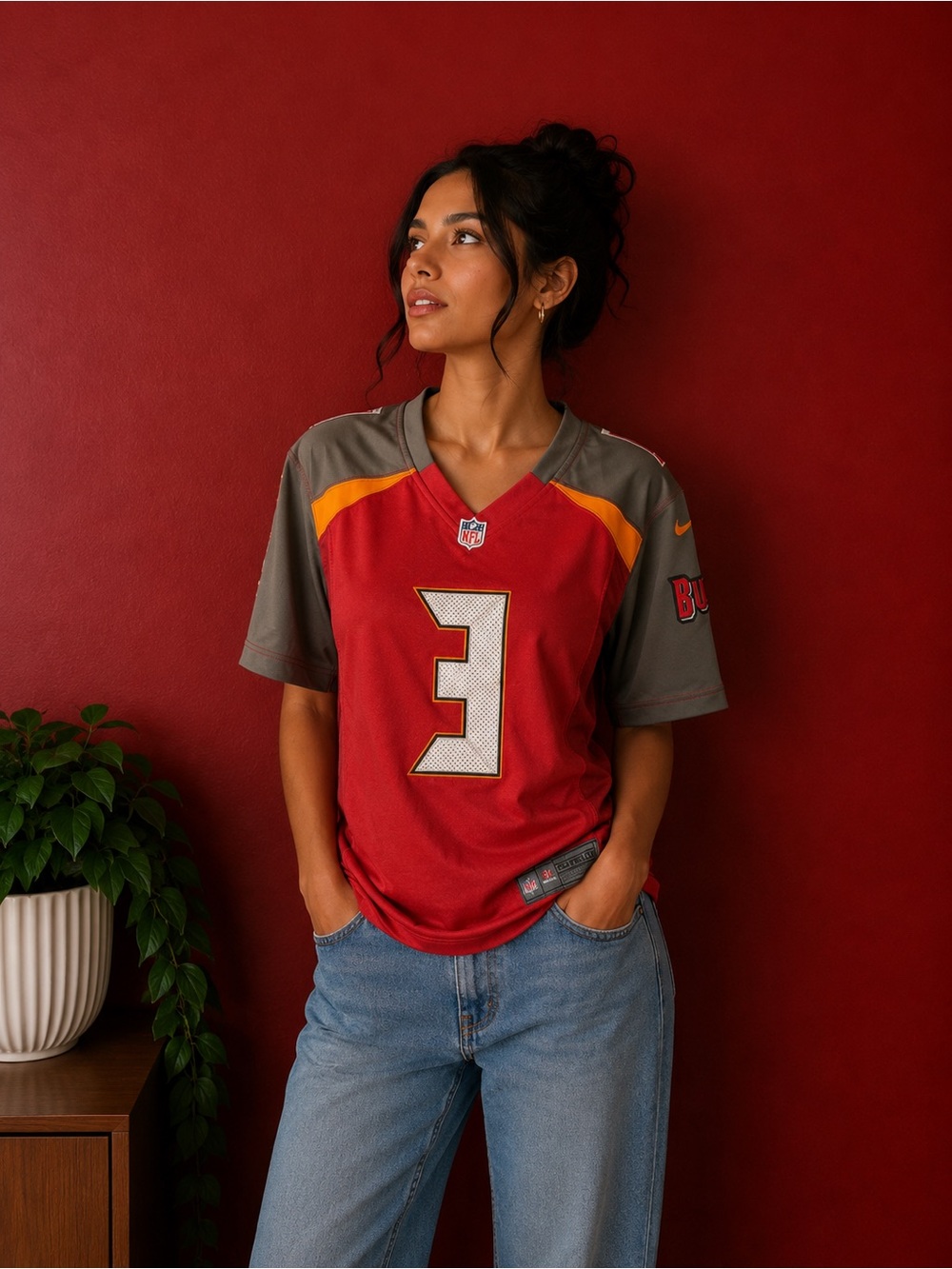Nike NFL Tampa Bay Buccaneers Jameis Winston #3 Jersey – Women’s Medium